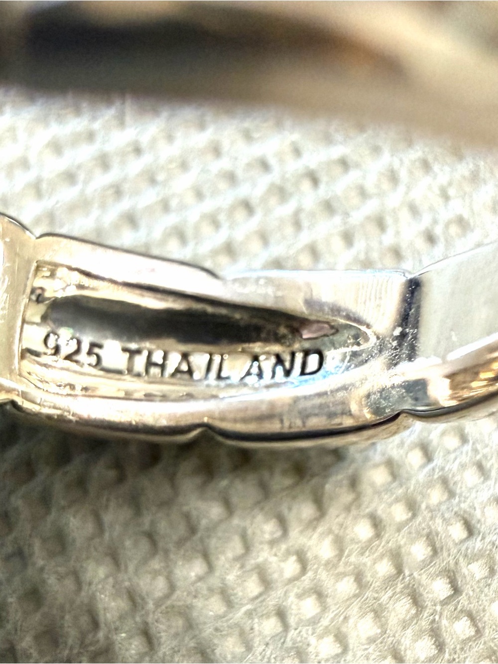 Jai by John Hardy Sterling Silver Blue Topaz Ring - Picture 7 of 7
